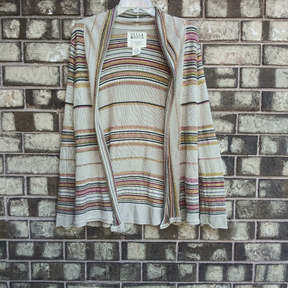 Billabong tan cardigan size large